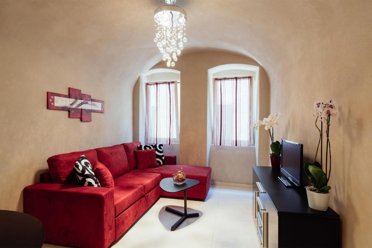 Costiglioli Central & Elegant Duplex サンレモ エクステリア 写真